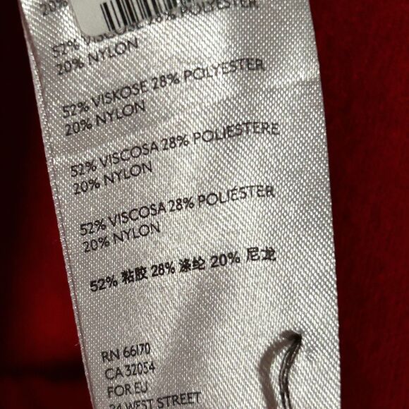 Anthropologie Serena V-Neck Sweater Size XS Rhubarb Red Button Pullover Knit - Picture 8 of 9